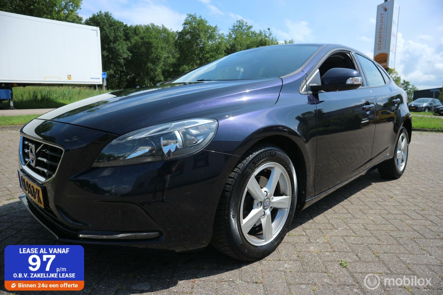 Volvo V40 - 2.0 D2 120pk AIRCO-ECC/NAVIGATIE/PDC/TREKHAAP/NAP - AutoWereld.nl