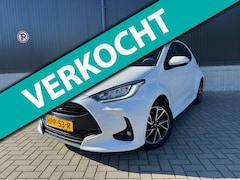 Toyota Yaris - 1.5 Hybrid Dynamic / climate / cruise / camera / stoelverwarming / 16"l.m. velgen