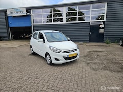 Hyundai i10 - 1.1 i-Drive Cool Nette Auto Lage Km stand