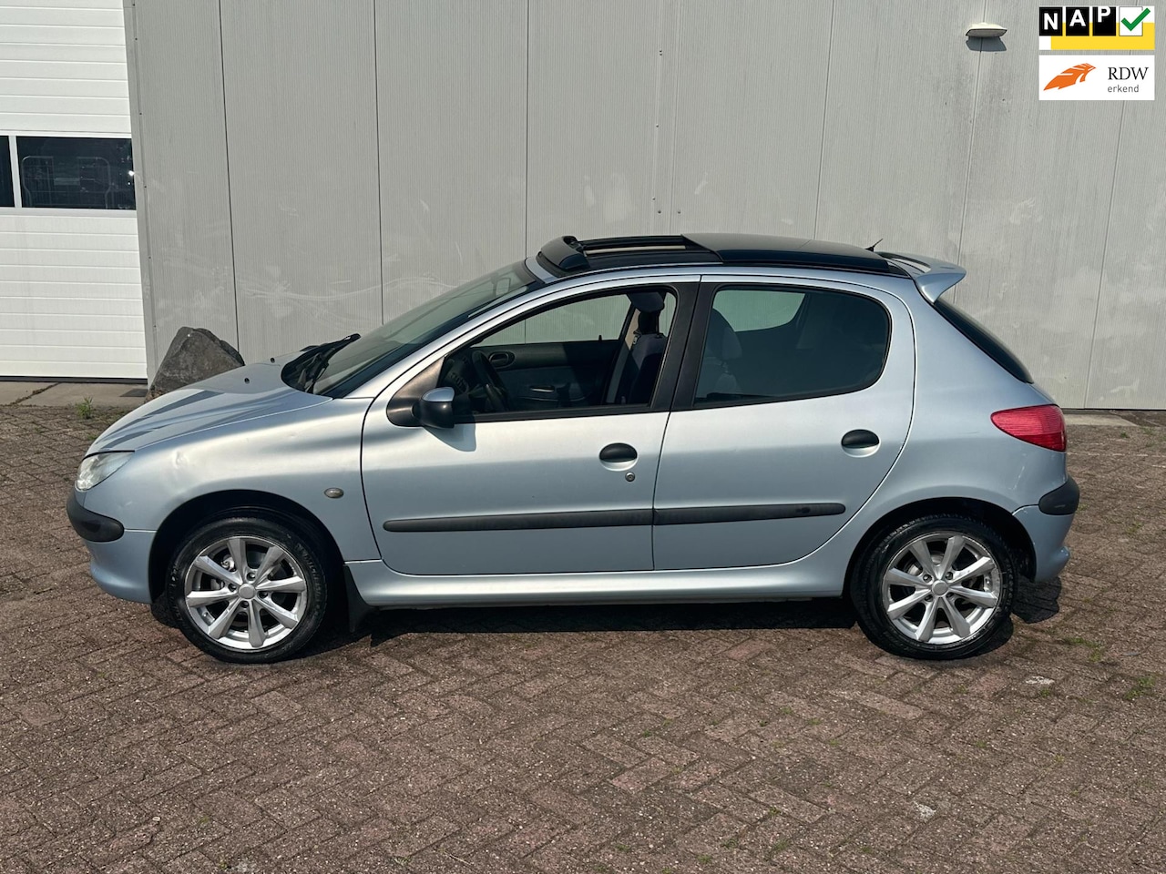 Peugeot 206 - 1.4 XT 1.4 XT - AutoWereld.nl
