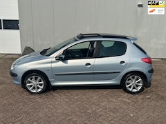 Peugeot 206 - 1.4 XT