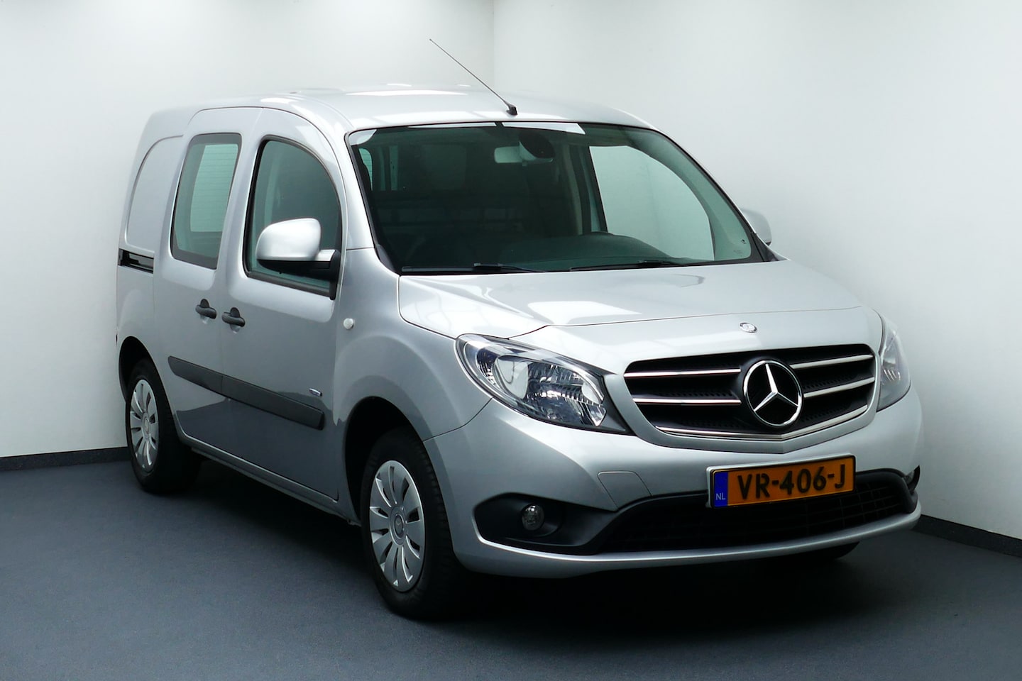 Mercedes-Benz Citan - 109 CDI BlueEFFICIENCY Marge Auto. Airco, Cruise, Schuifdeur, Armsteun, - AutoWereld.nl