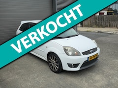 Ford Fiesta - 2.0-16V ST