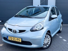 Toyota Aygo - 1.0-12V +