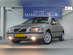 Volvo S60 - 2.4 Sports Edition Volledig Onderhouden Trekhaak Nieuwe APK