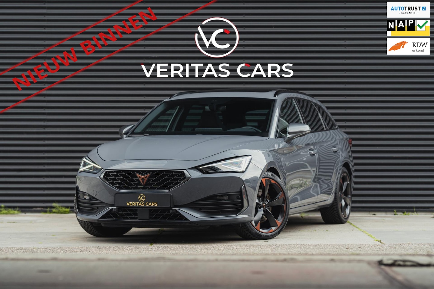 CUPRA Leon Sportstourer - 1.5 eTSI 150PK |BTW|Pano|Beats|Camera|CarPlay|Sfeerverlichting|Full option - AutoWereld.nl