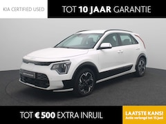 Kia Niro EV - DynamicLine 64.8 kWh | 3-fase 11KW laden | Climate Control | Navigatie | LM Velgen | Eerst