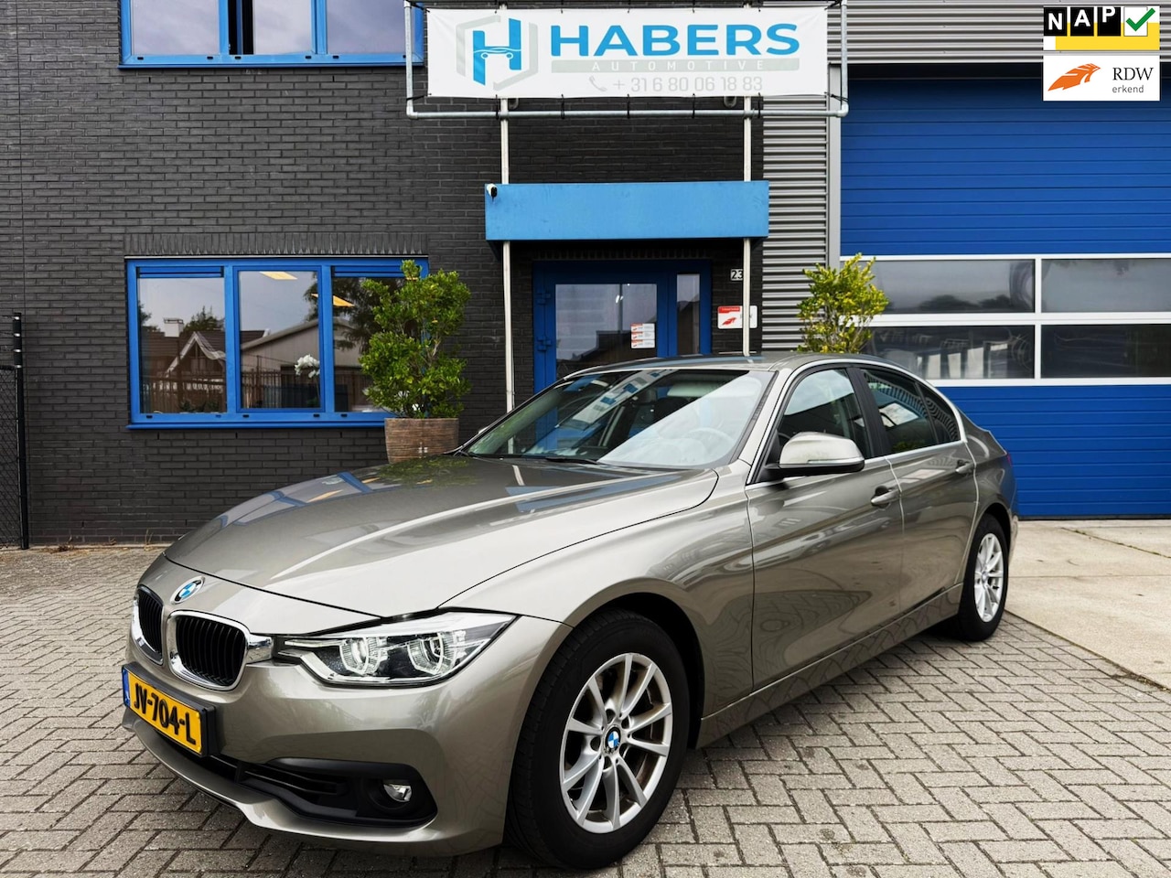 BMW 3-serie - 320i Centennial Executive 184PK|Origineel NL|Prof Navi|AUT|Face Lift|Full Led|Cruise|PDC|D - AutoWereld.nl