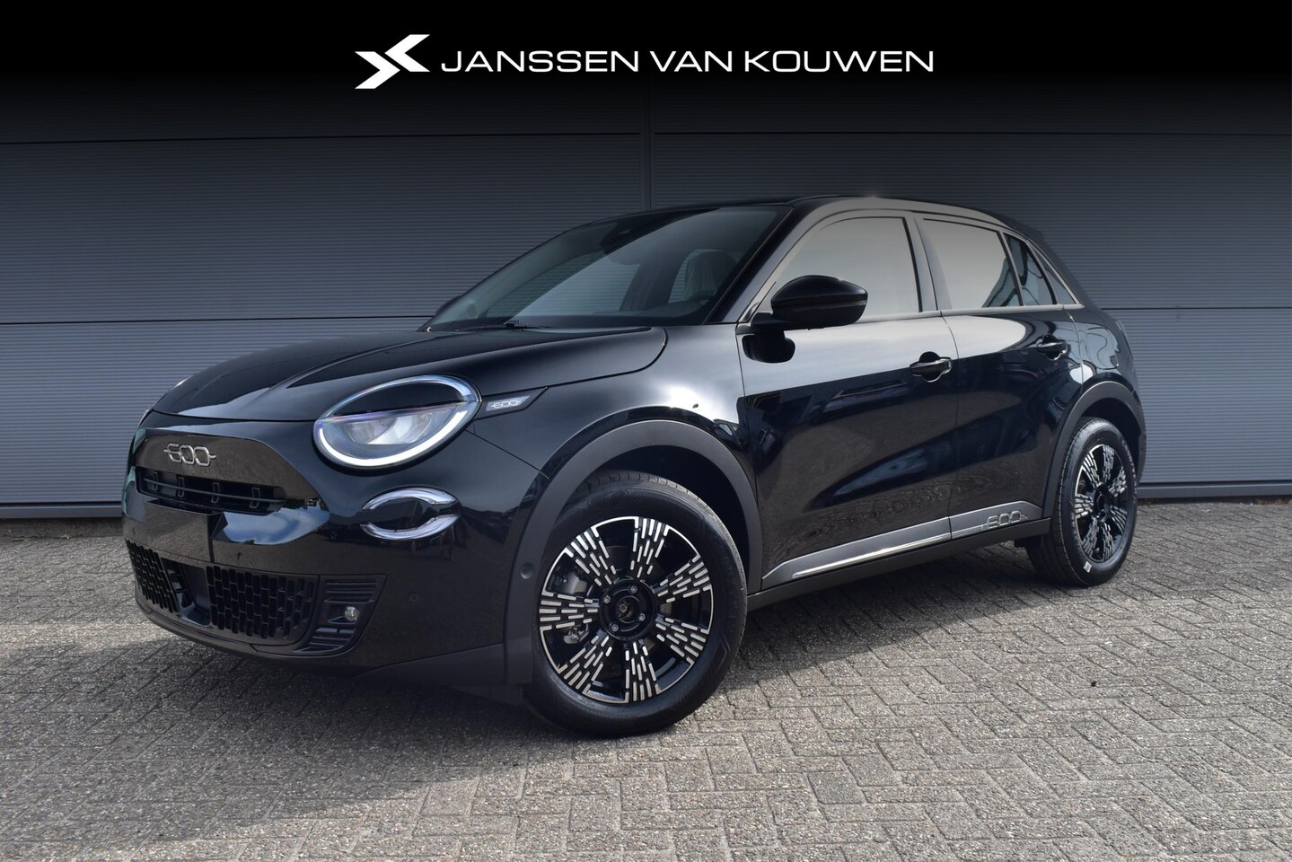 Fiat 600e - Urban 54 kWh OP VOORRAAD SNEL LEVERBAAR ! - AutoWereld.nl