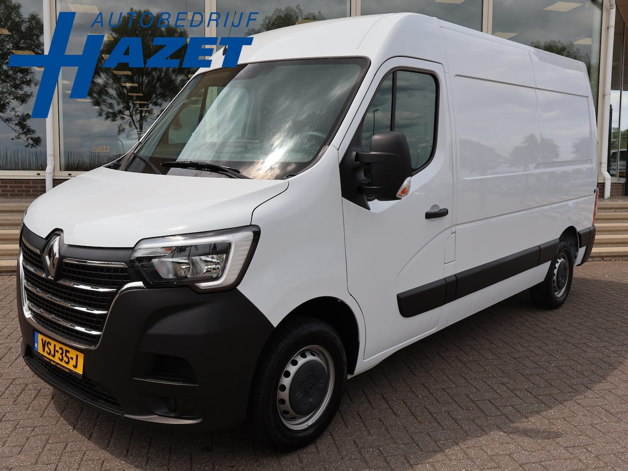 Renault Master - T35 2.3 DCI 135 L2H2 COMFORT + APPLE CARPLAY | NAVIGATIE | CRUISE | DAB+ - AutoWereld.nl