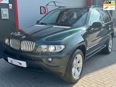BMW X5 - 4.4i High Executive DAK/NAVI/PDC/XENON/LEER/MEMORY