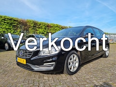Volvo V60 - 1.6 T3 Momentum AUTOMAAT ✅NIEUWE APK ✅TREKHAAK