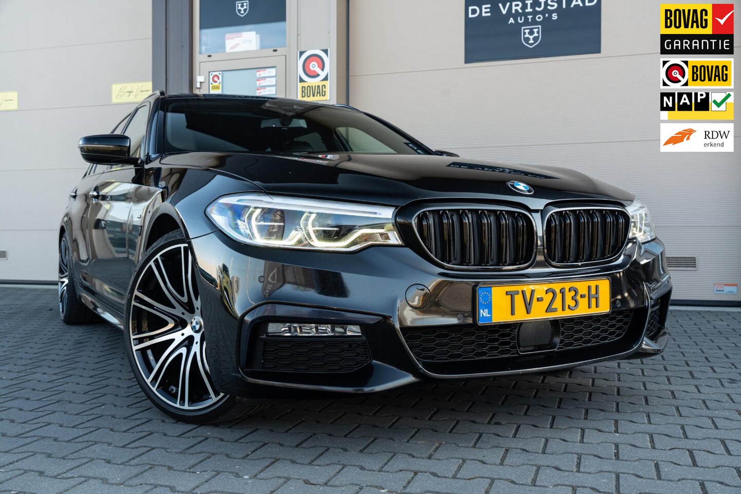 BMW 5-serie Touring - 520d High Executive VOL - AutoWereld.nl