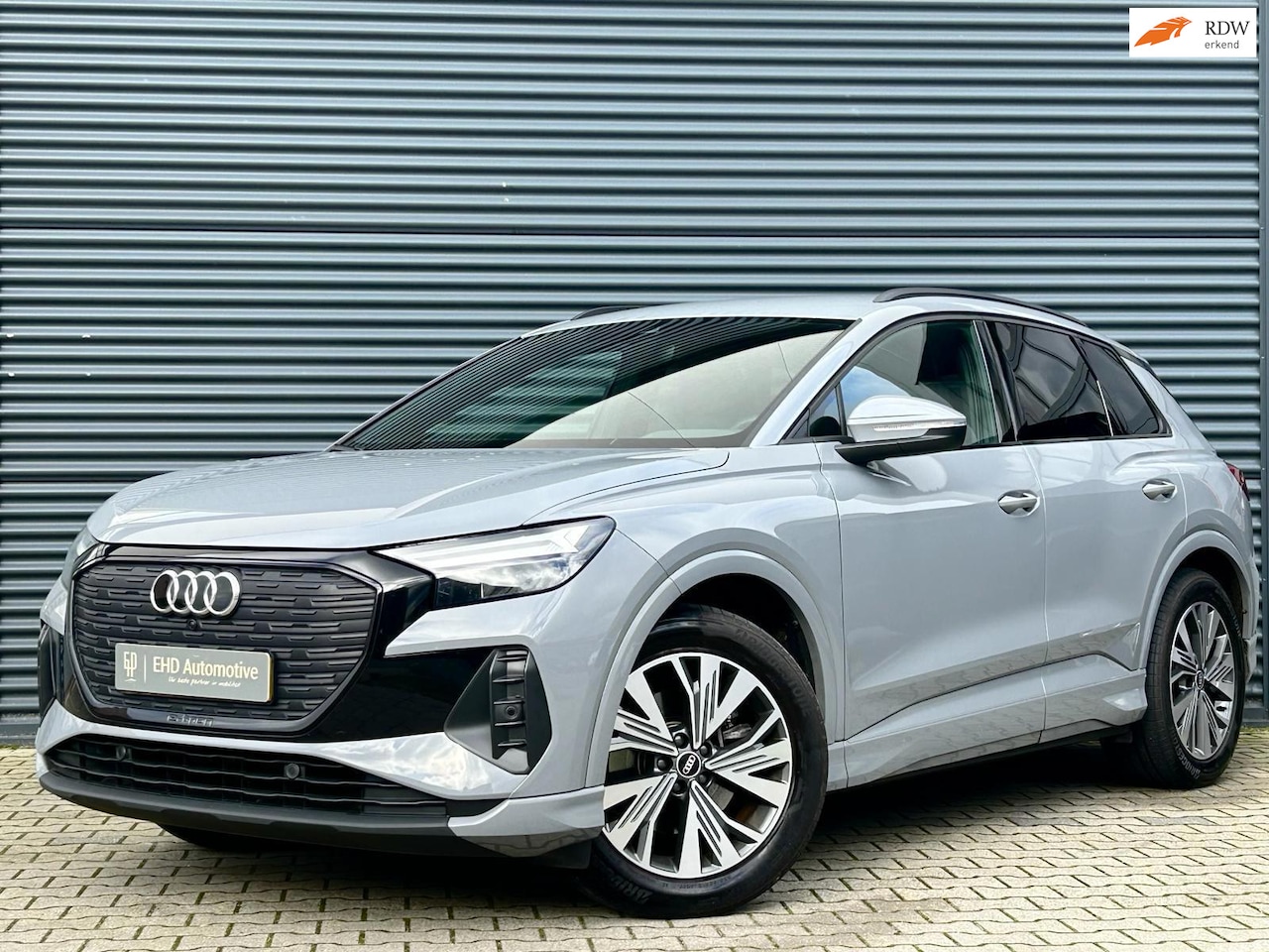 Audi Q4 e-tron - 35 55 kWh | Carplay| LED | ACC | Virtual - AutoWereld.nl