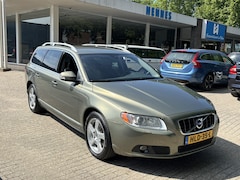 Volvo V70 - 2.5T 231pk 5 Cilinder Summum Keyless Premium sound