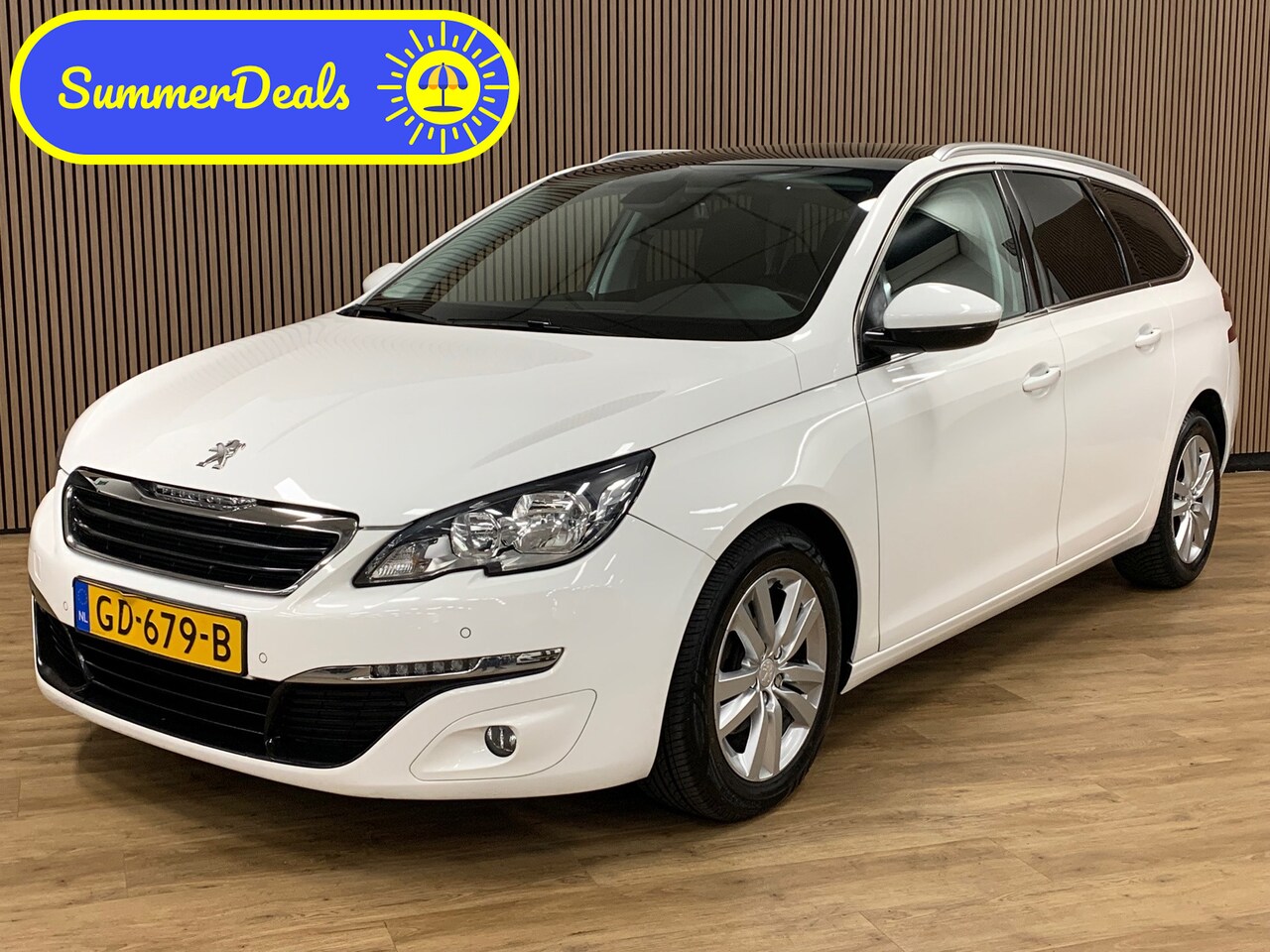 Peugeot 308 SW - 1.2 PureTech Blue Lease Executive|Panoramadak|Navigatie| - AutoWereld.nl