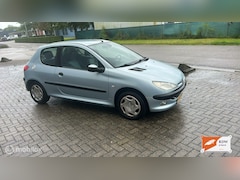 Peugeot 206 - 1.4 Gentry