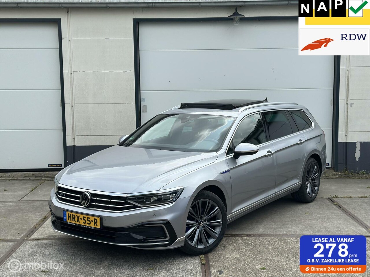 Volkswagen Passat Variant - 1.4 TSI GTE | PHEV | HUD | Digitaal | PDC | Camera - AutoWereld.nl