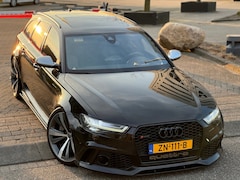 Audi RS6 - 4.0 TFSI V8 EXCLUSIVE B&O.Carbon.Pano.21''AKRAPOVIC