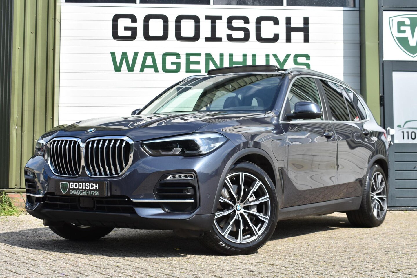BMW X5 - xDrive45e High Executive | Panoramadak | Stoelverwarming | Dealer onderhouden | - AutoWereld.nl