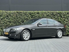BMW 5-serie - 528xi High Executive, NL AUTO, NAP, PANO, NAVI, CRUISE, ECC-AIRCO, HUD, DODEHOEK, COMFORT