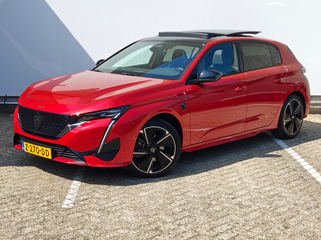Peugeot E-308 - GT EV 54 kWh | Achteruitrijcamera | Apple Carplay/Android Auto|telefoonintegratie premium - AutoWereld.nl