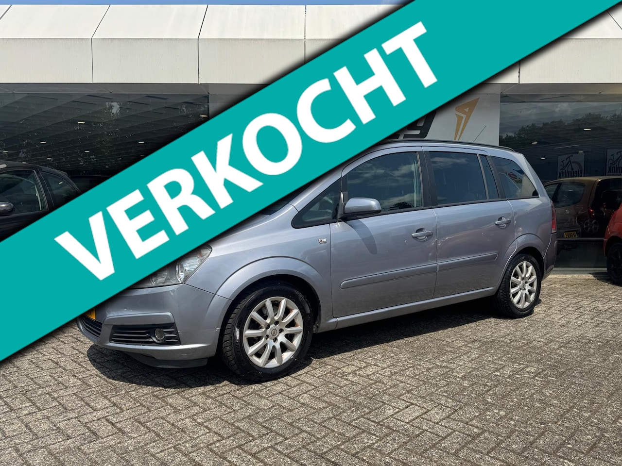 Opel Zafira - 2.2 Temptation 7P. - AutoWereld.nl