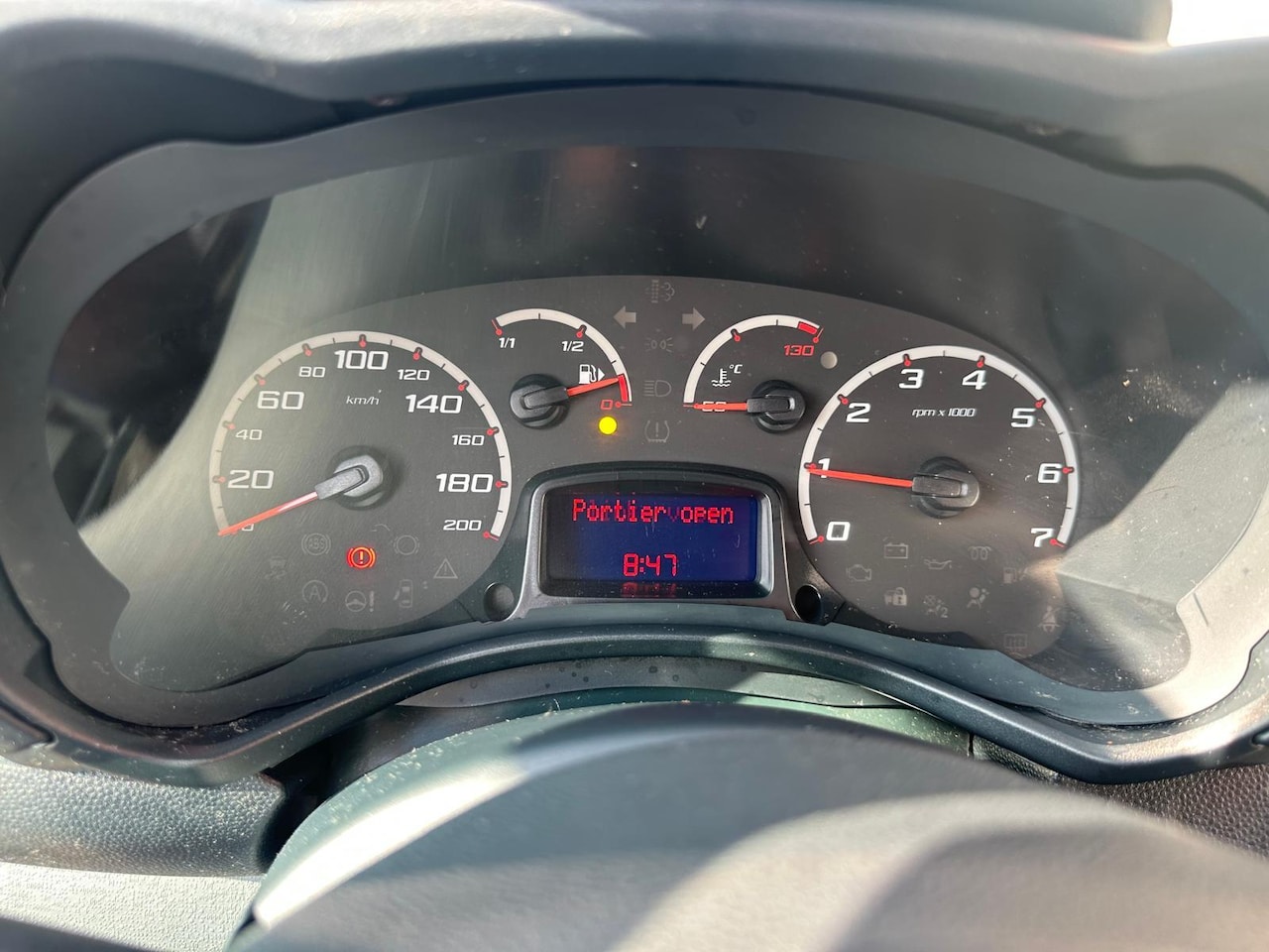 Ford Ka - 1.2 Style start/stop 1.2 Style start/stop, Airconditioning, Electrische ramen, 1e eigenaar, Dealer onderhouden - AutoWereld.nl