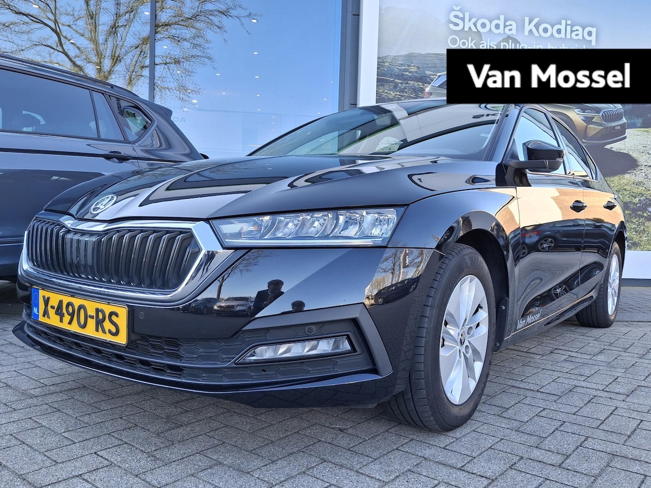 Skoda Octavia - 1.0 e-TSI Ambition Parkeersensoren | Verwarmbare voorstoelen | Automaat | - AutoWereld.nl