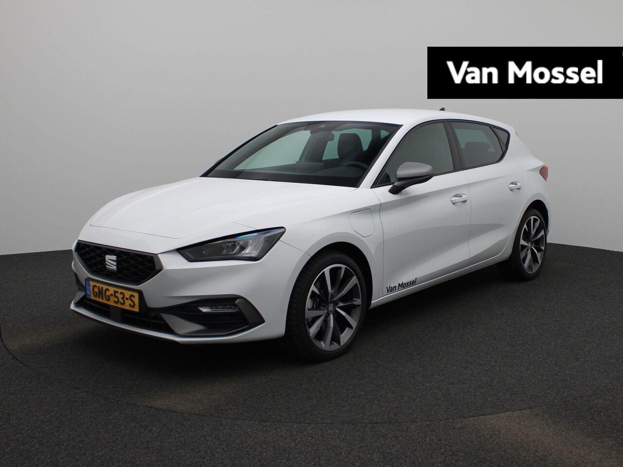 Seat Leon - 1.5 TSI e-Hybrid FR PHEV First Edition 204 PK | Automaat | LED Koplampen | Navigatie | Cli - AutoWereld.nl