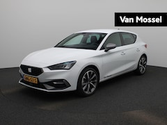 Seat Leon - 1.5 TSI e-Hybrid FR PHEV First Edition 204 PK | Automaat | LED Koplampen | Navigatie | Cli