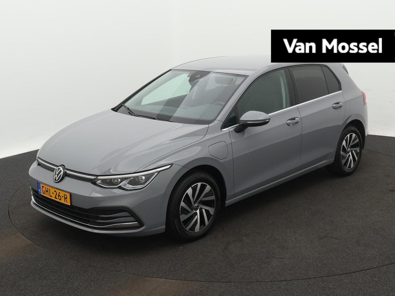 Volkswagen Golf Plus - 1.4 eHybrid Style 204 PK | Automaat | Navigatie | ErgoActive | Velours | Camera | Parkeers - AutoWereld.nl
