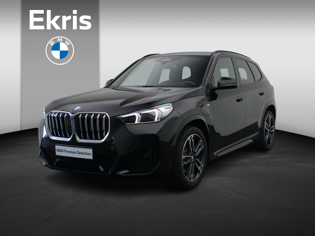 BMW X1 - xDrive25e M Sportpakket | Premium Pack | Comfort Access | Achteruitrijcamera | Adaptieve L - AutoWereld.nl