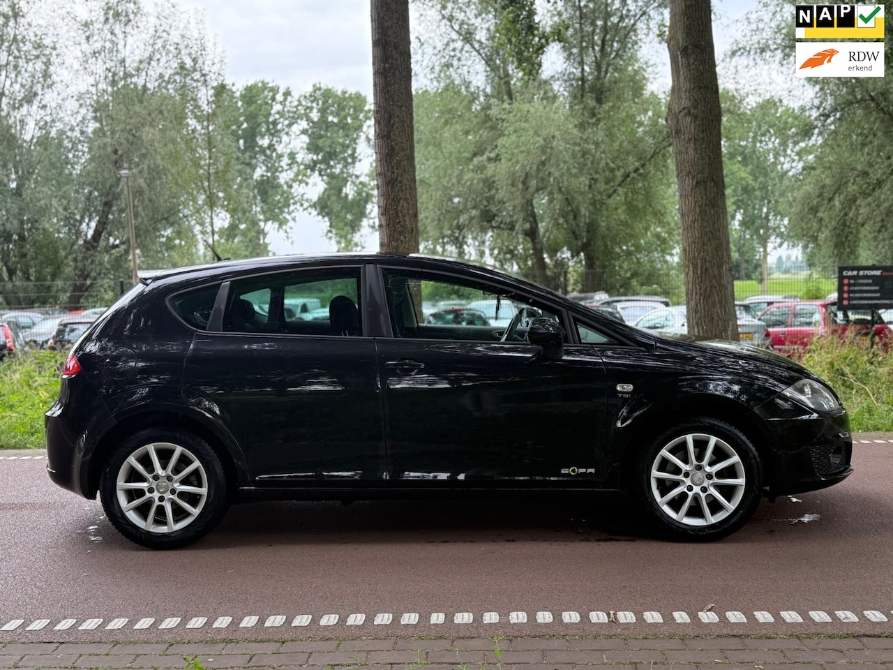 Seat Leon - 1.2 TSI Ecomotive Businessline COPA AIR AIRCO!APK!NAVI!KOOPJE! - AutoWereld.nl