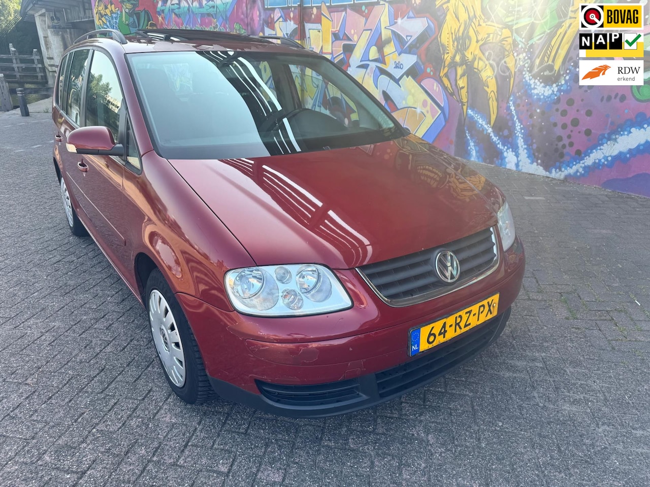Volkswagen Touran - 2.0 TDI Trendline airco stereo elektrische ramen centrale vergrendeling apk april 26 - AutoWereld.nl