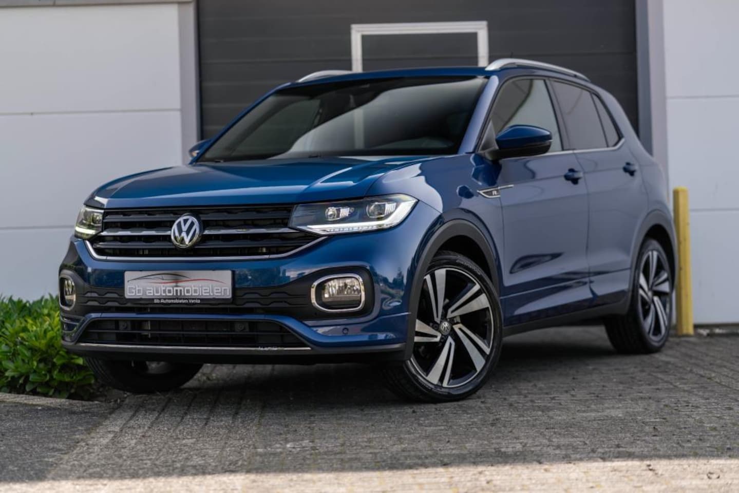 Volkswagen T-Cross - 1.0 TSI 3xR-Line -Blindspot-ACC-LED-NAVI-A-Camera - AutoWereld.nl