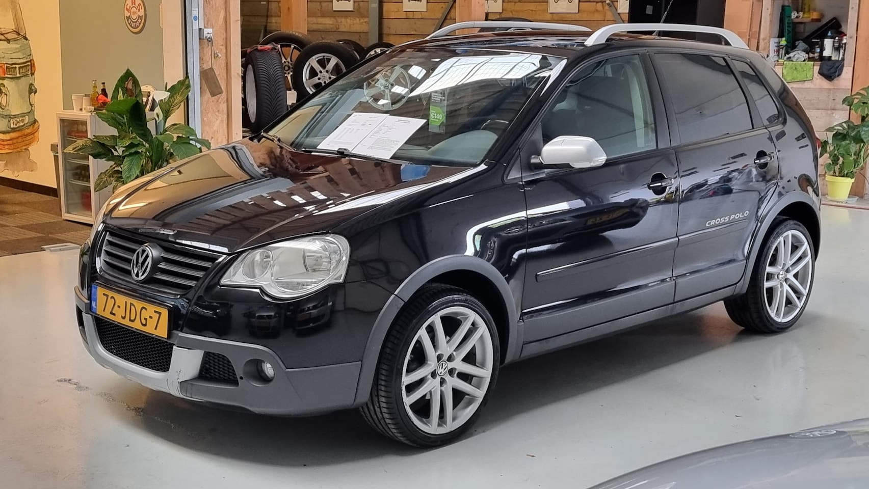 Volkswagen Polo - 1.4-16V Cross 17" LMV, Airco, 5drs, NAP - AutoWereld.nl
