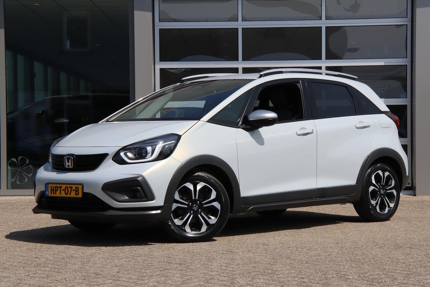 Honda Jazz - 1.5 Full Hybrid Crosstar - AutoWereld.nl