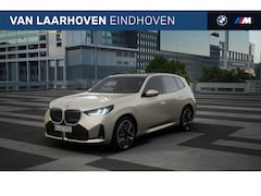 BMW X3 - 30e xDrive M Sport Automaat / Panoramadak / Achteruitrijcamera / Sportstoelen / Stoelventi