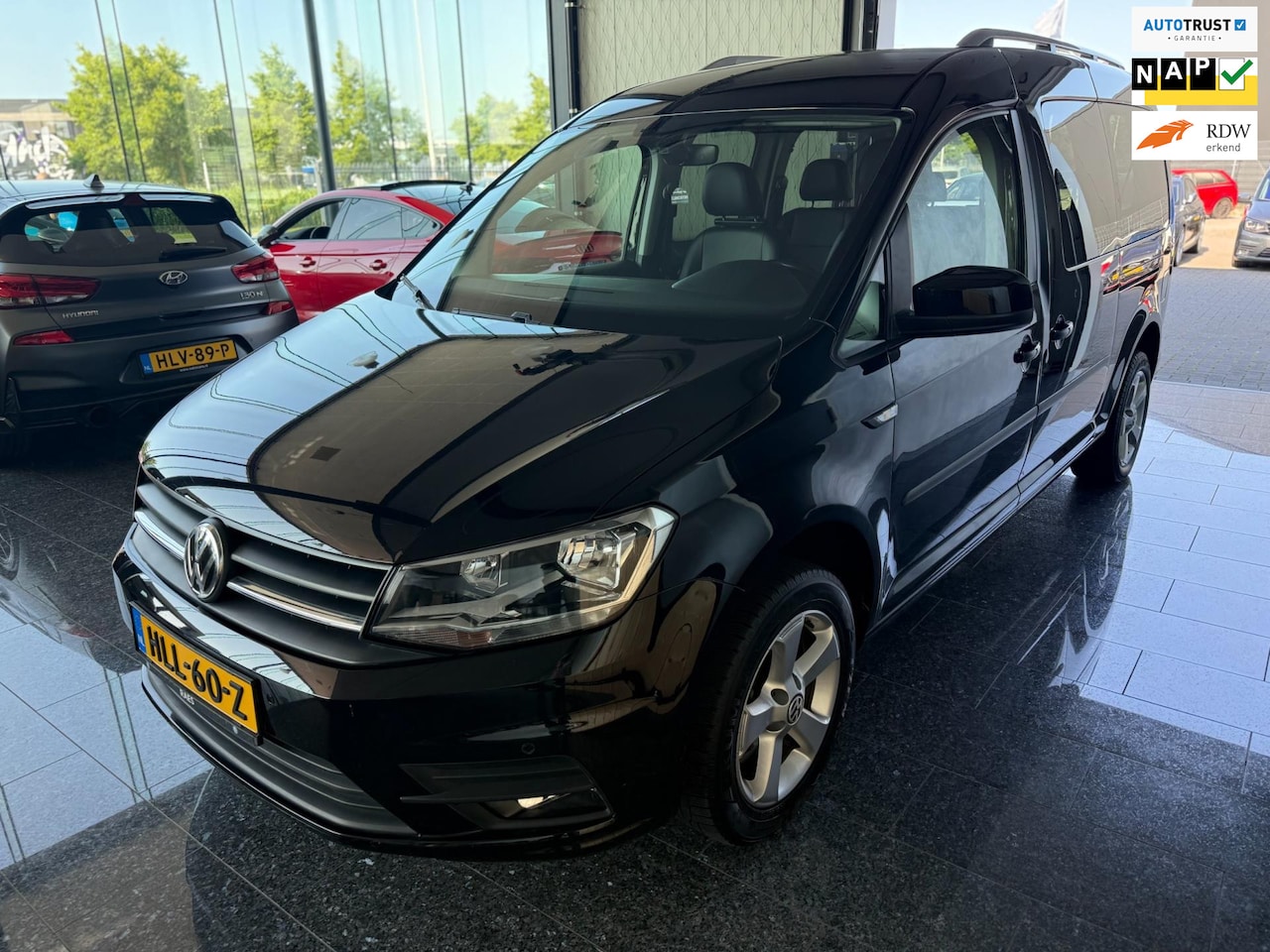 Volkswagen Caddy Maxi - 1.4 TSI Trendline 2018 Automaat Leer Maxi - AutoWereld.nl