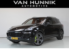 Porsche Cayenne - 3.0 S E-Hybrid NL-Auto | Dealer Oh | Memory | Trekhaak | SportChrono