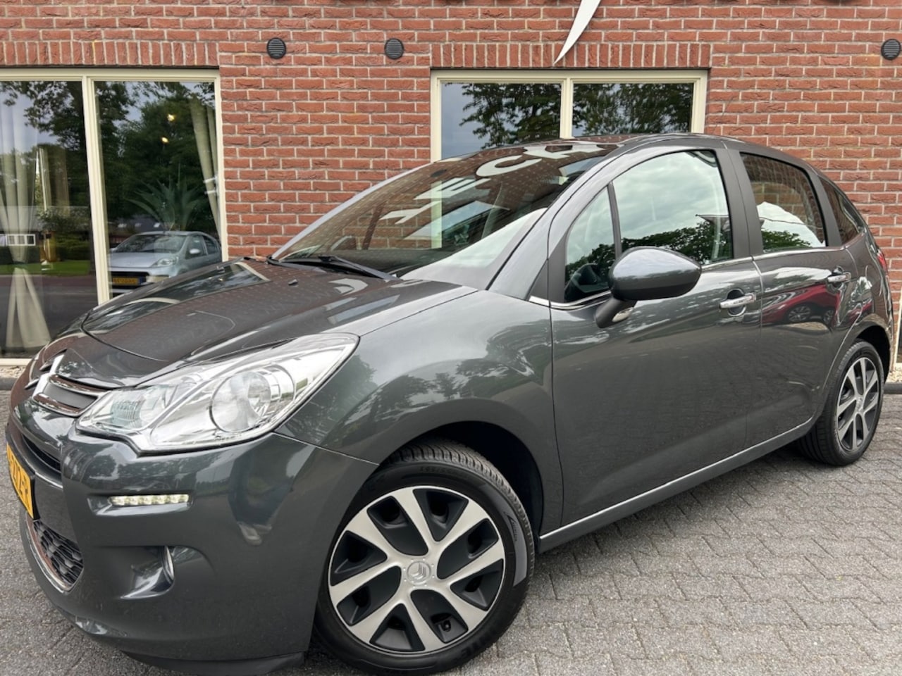 Citroën C3 - 1.2 PureT Feel Ed. NIEUWE APK+D-RIEM / NAVI / CLIMA / CRUISE / A - AutoWereld.nl