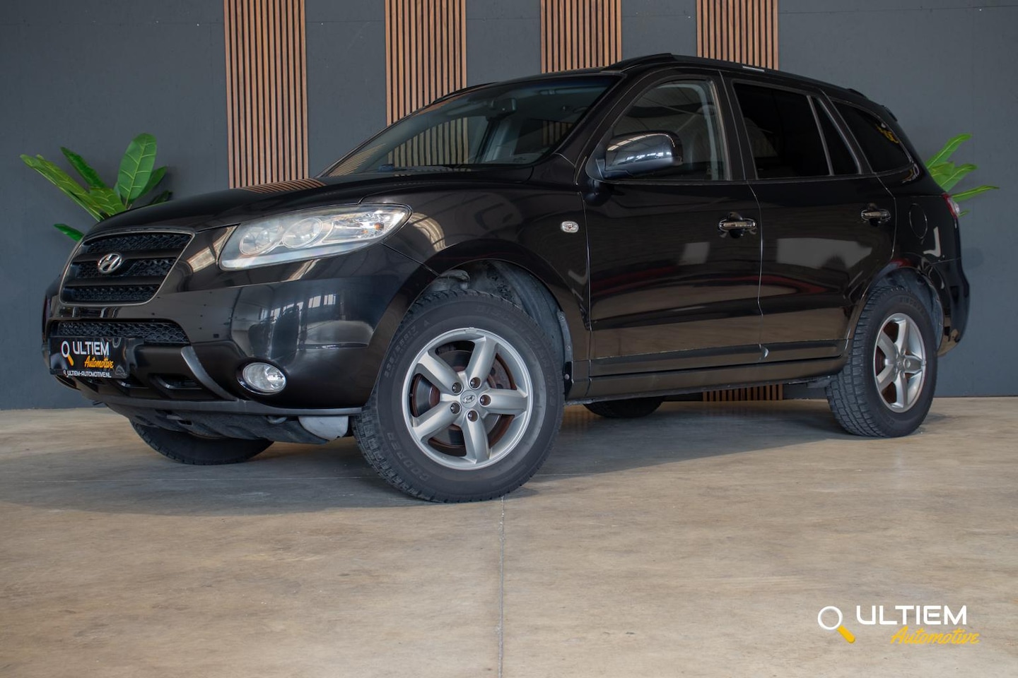 Hyundai Santa Fe - 2.7i V6 Style 7p. | 7 PERSOONS - AutoWereld.nl