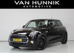MINI Cooper - 1.5 Business | NL-Auto | 53DKM | JCW Velgen + Stuurwiel