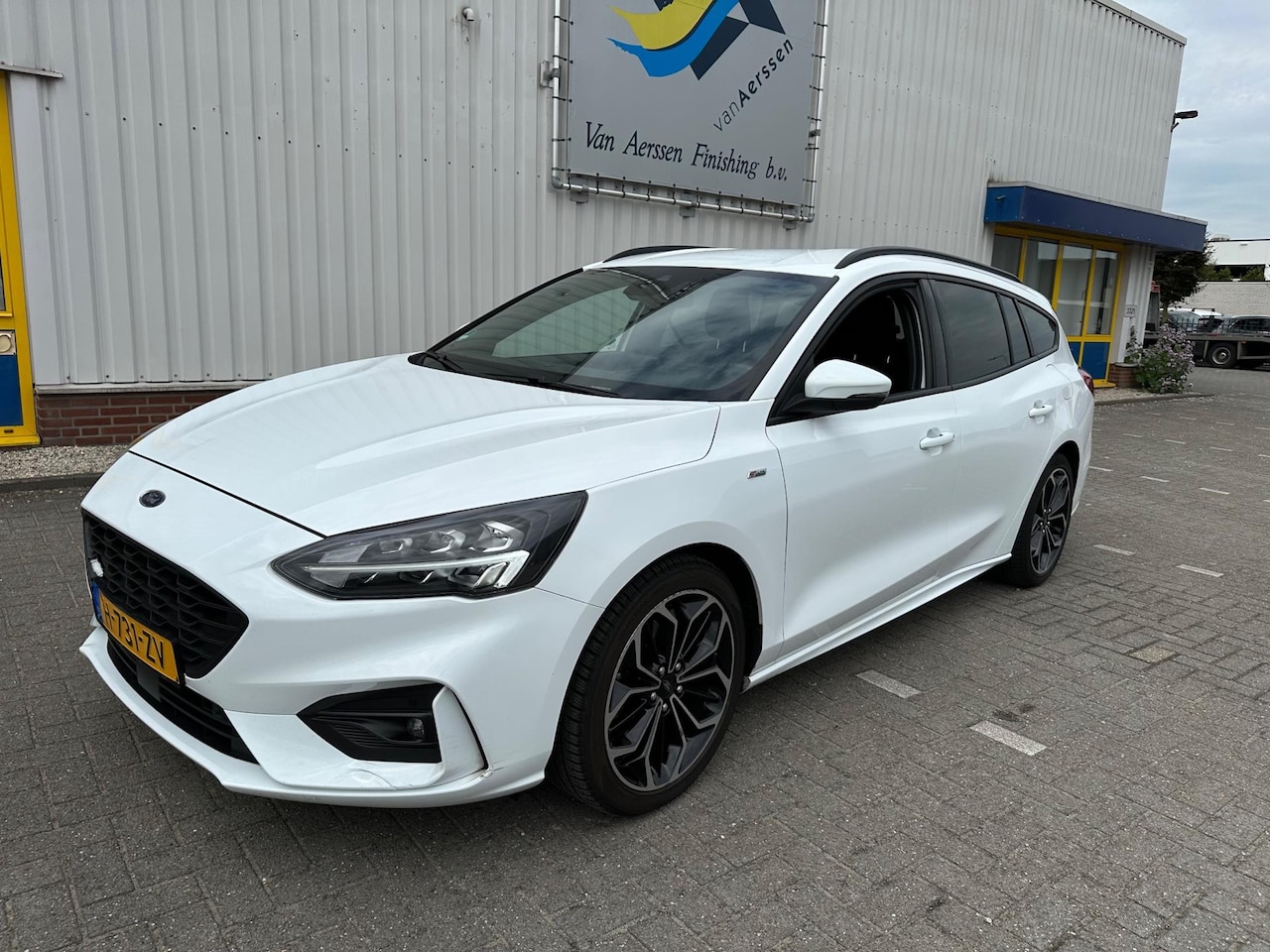 Ford Focus Wagon - 1.0 EcoBoost ST Line Business 1.0 EcoBoost ST Line Business - AutoWereld.nl