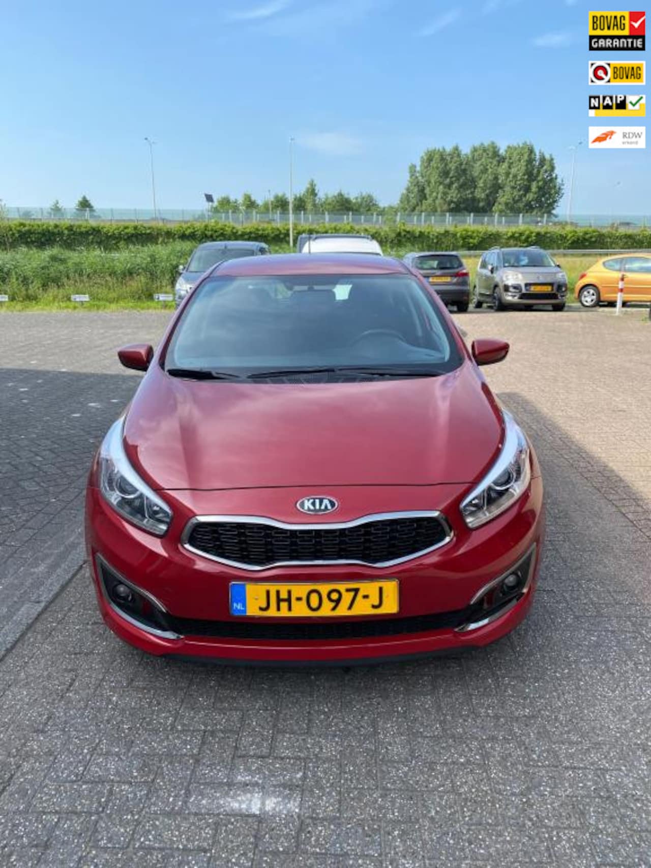 Kia Cee'd - 1.0 T-GDi Navigator 1.0 T-GDi Navigator - AutoWereld.nl