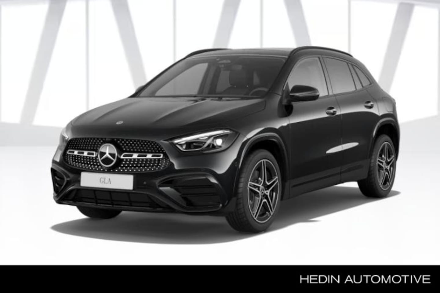 Mercedes-Benz GLA-Klasse - GLA 250e Automaat Business Solution AMG | Premium Plus Pakket | Nightpakket | Trekhaak - AutoWereld.nl