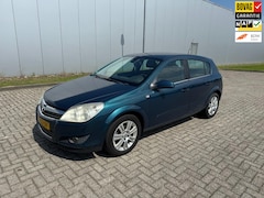 Opel Astra - 1.6 Executive , airco , navigatie , cruise control