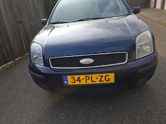 Ford Fusion - 1.6-16V Trend