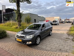Skoda Octavia Combi - 1.6 TDI Greentech Elegance Business Line